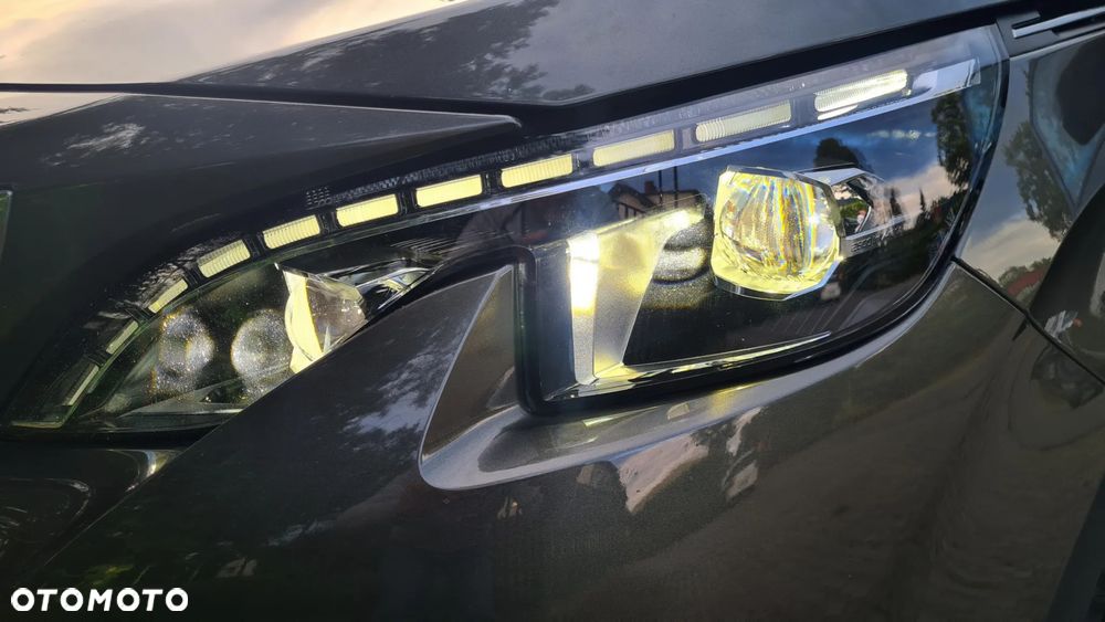 Peugeot 5008 BlueHDi 130 EAT8 Allure Pack - 22