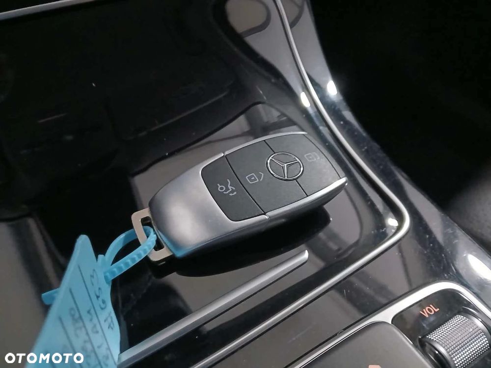 Mercedes-Benz GLC - 14