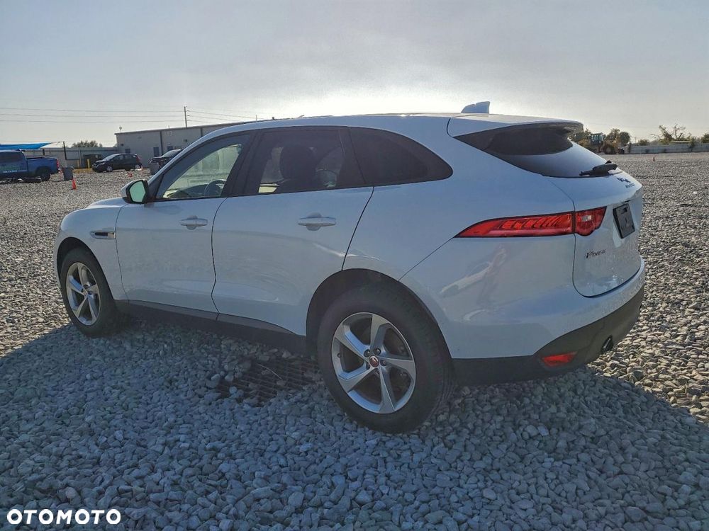 Jaguar F-Pace 25t AWD Prestige - 3