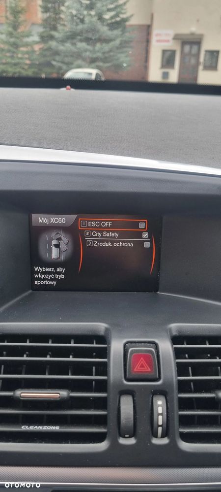 Volvo XC 60 D3 Momentum - 16