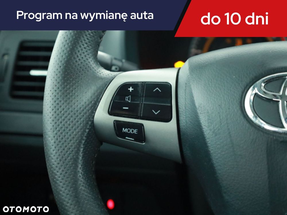 Toyota Auris - 14