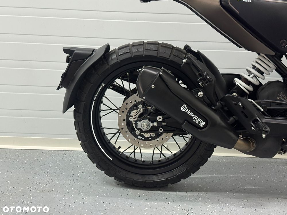 Husqvarna Svartpilen - 4