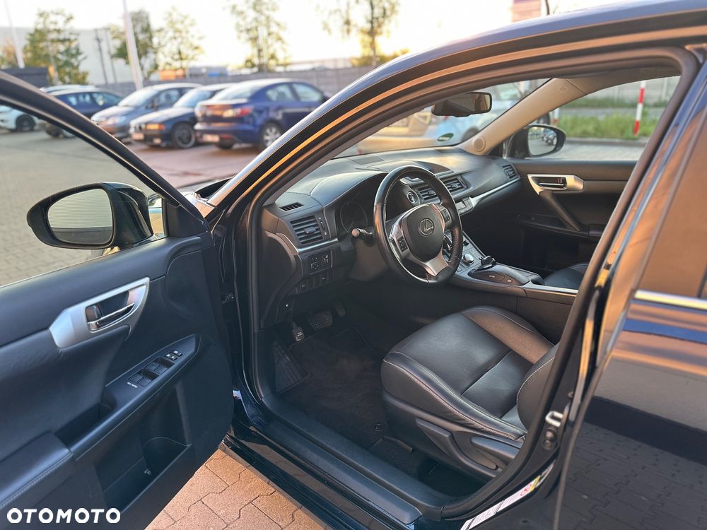 Lexus CT 200h Prestige - 5