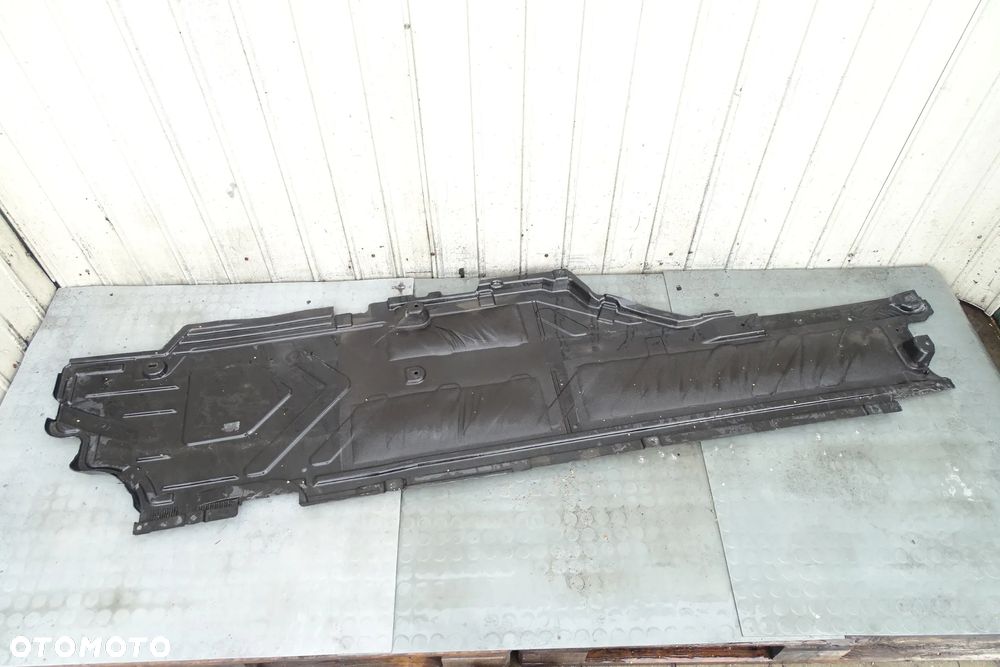 Mercedes E Klasa W213 Oslona podwozia Prawa 2136804006 - 1