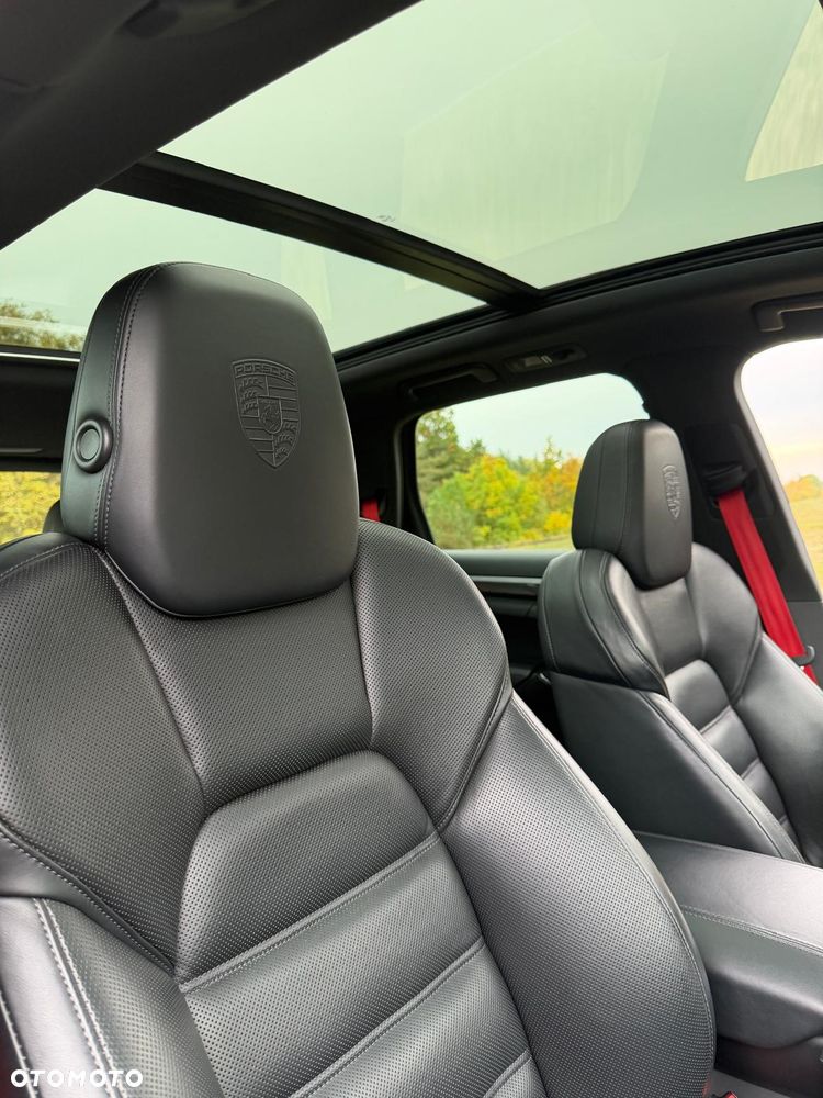 Porsche Cayenne S - 24