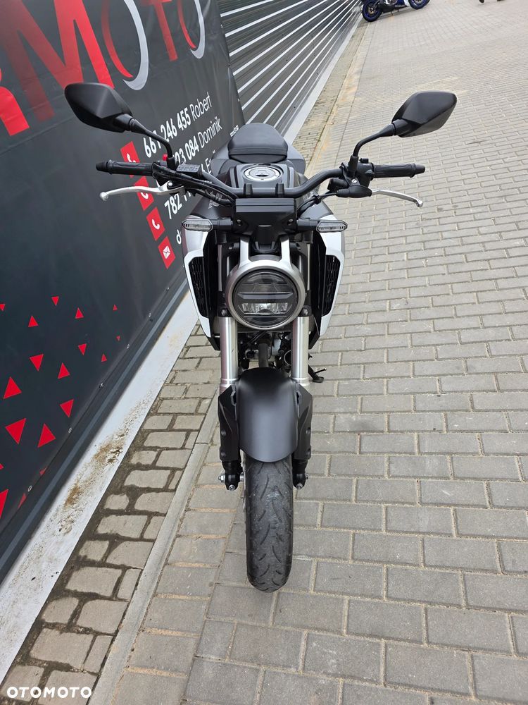 Honda CB - 17