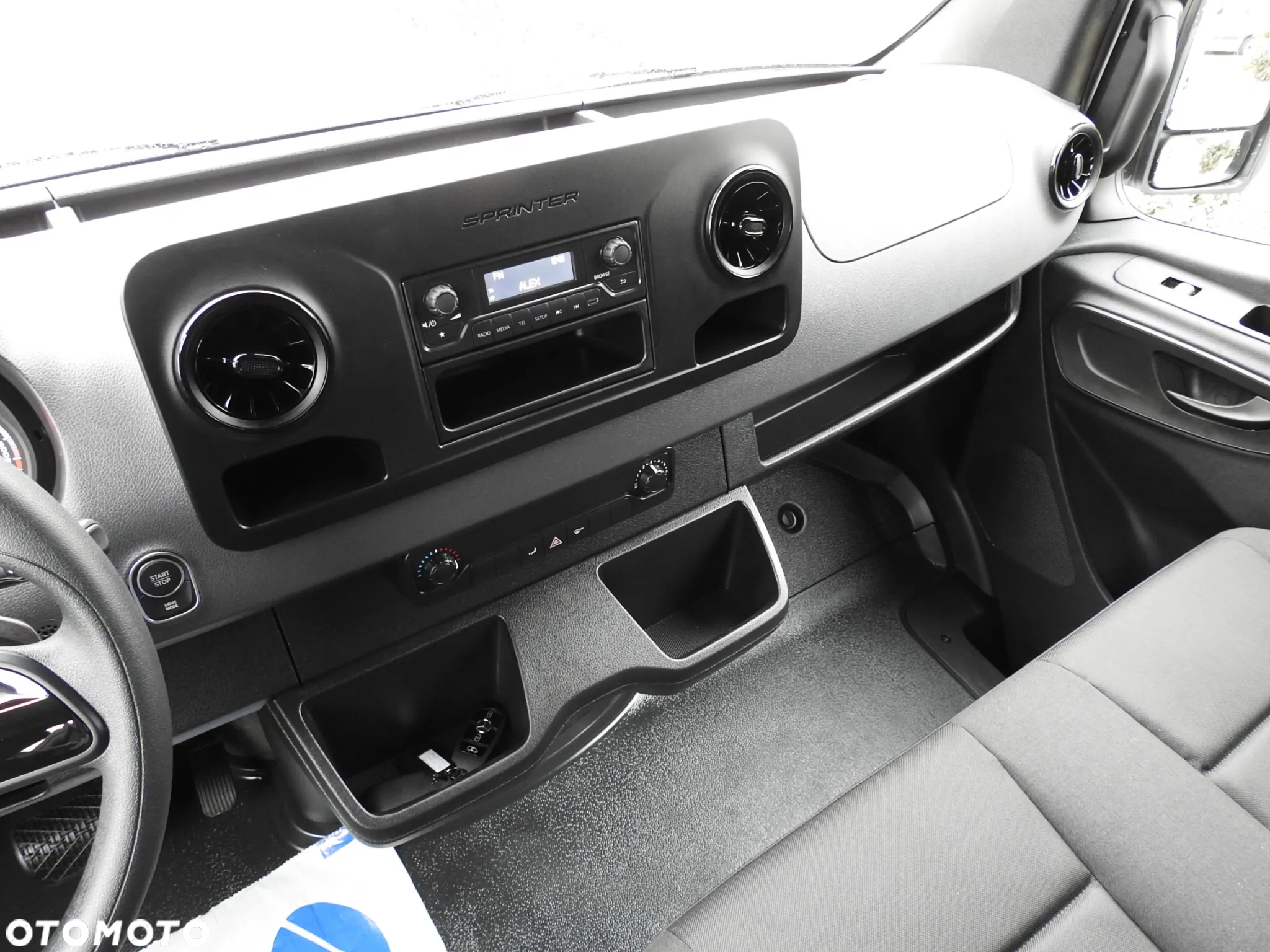 Mercedes-Benz ESPRINTER NOWY ELEKTRYCZNY FURGON AUTOMAT GWARANCJA 95KM [ 607027 ] - 27