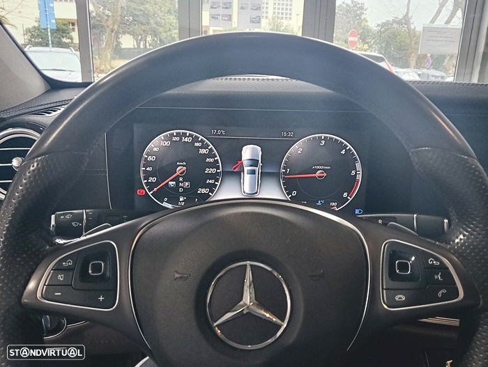 Mercedes-Benz E 220 d Exclusive Line - 20