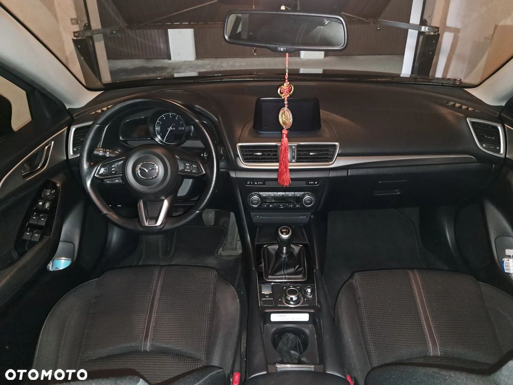 Mazda 3 SKYACTIV-G 120 Signature+ - 10
