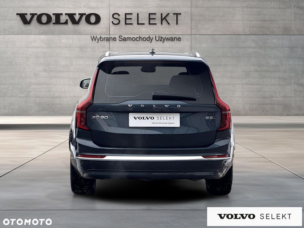 Volvo XC 90 - 8