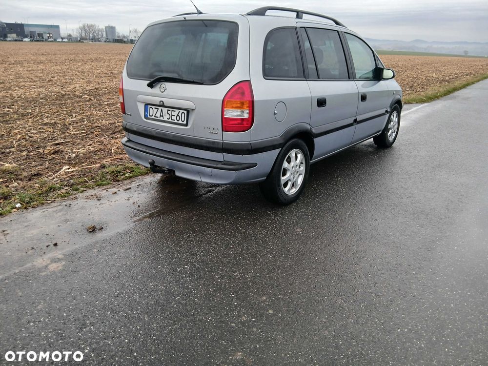 Opel Zafira - 3