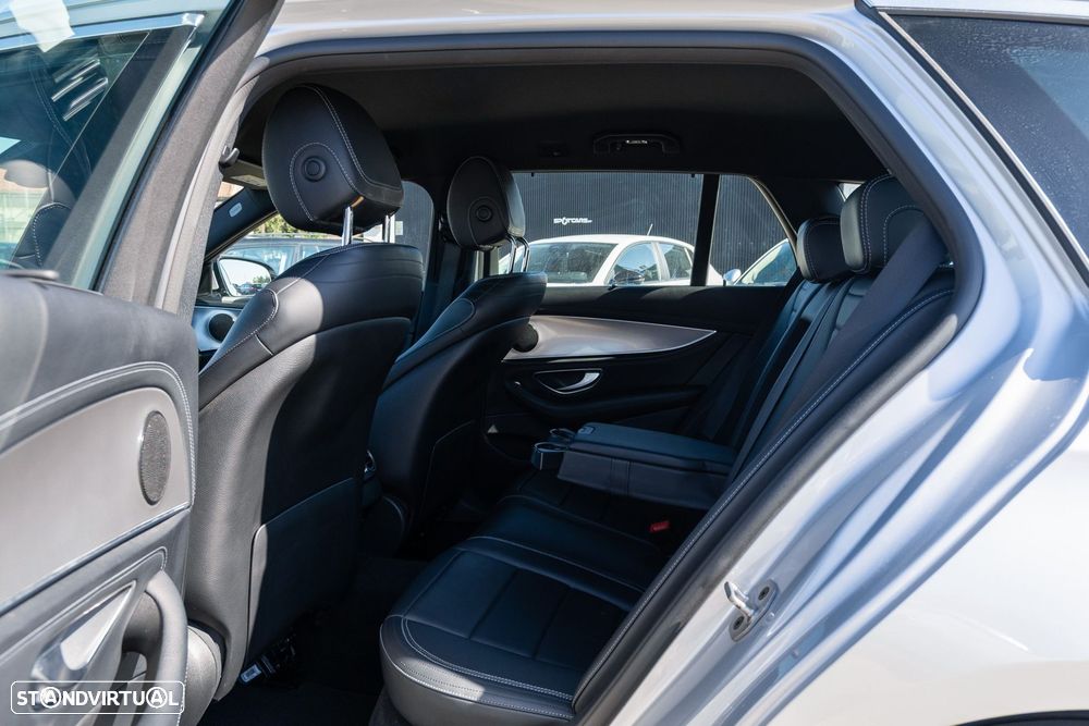 Mercedes-Benz E 300 de AMG Line - 15