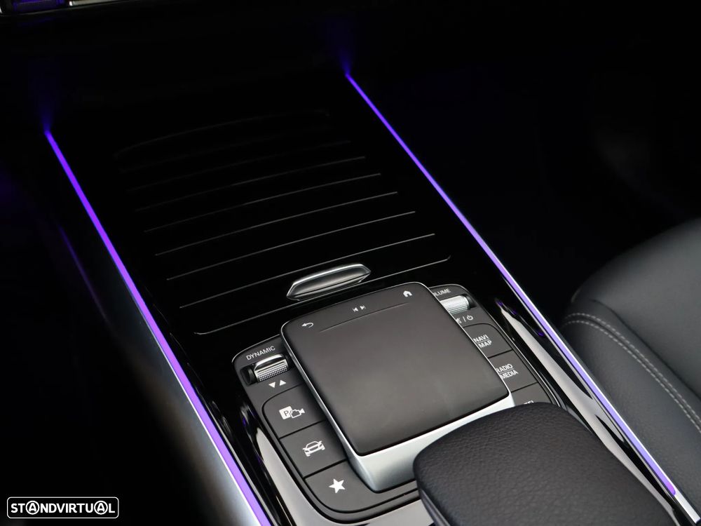 Mercedes-Benz GLA 250 e Progressive - 28