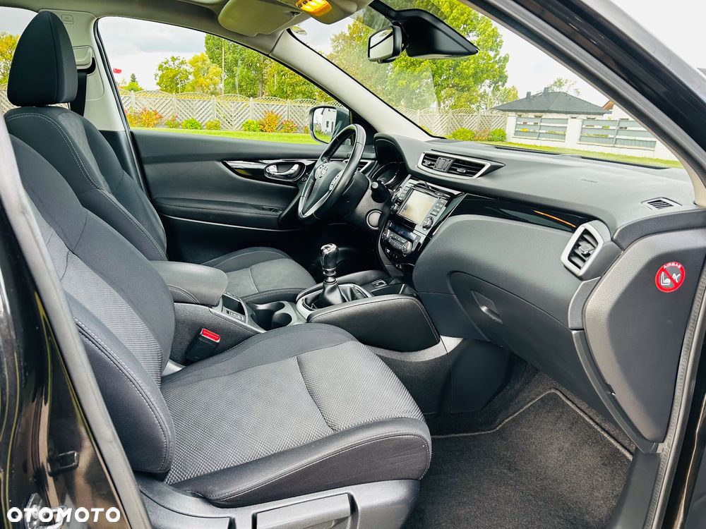 Nissan Qashqai 1.2 DIG-T N-Connecta - 18