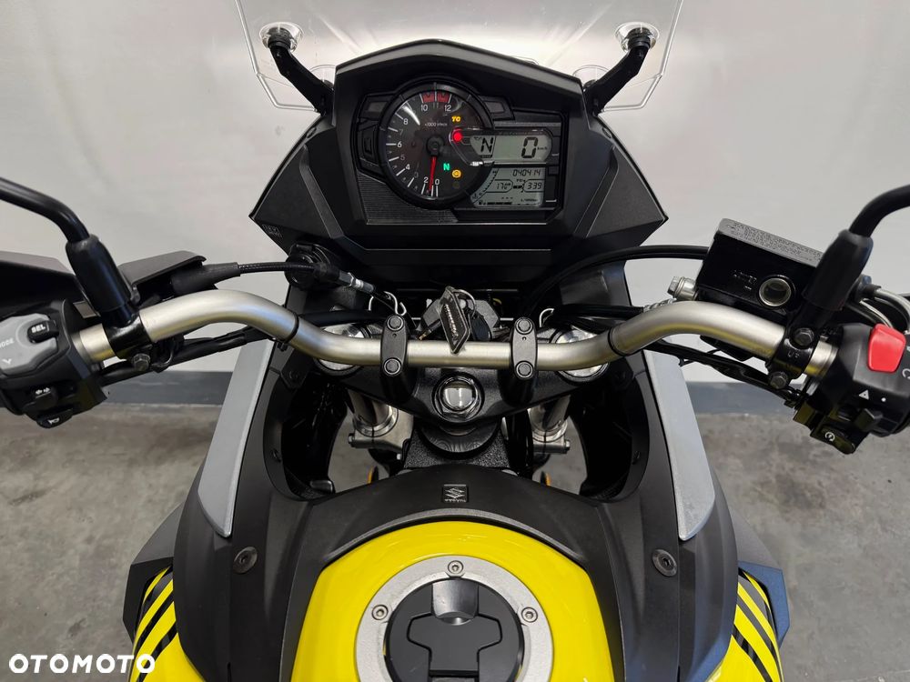 Suzuki V-STROM - 37
