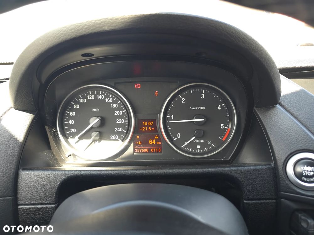 BMW X1 xDrive18d Sport Line - 22
