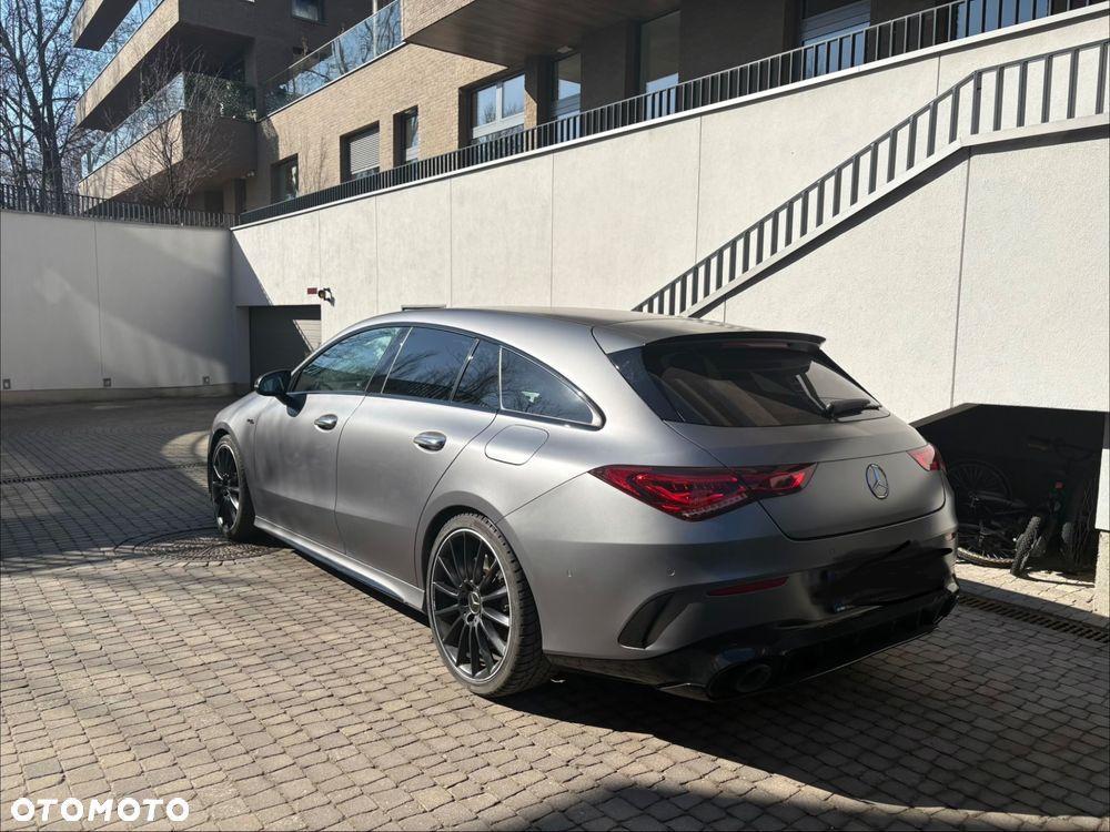 Mercedes-Benz CLA - 4