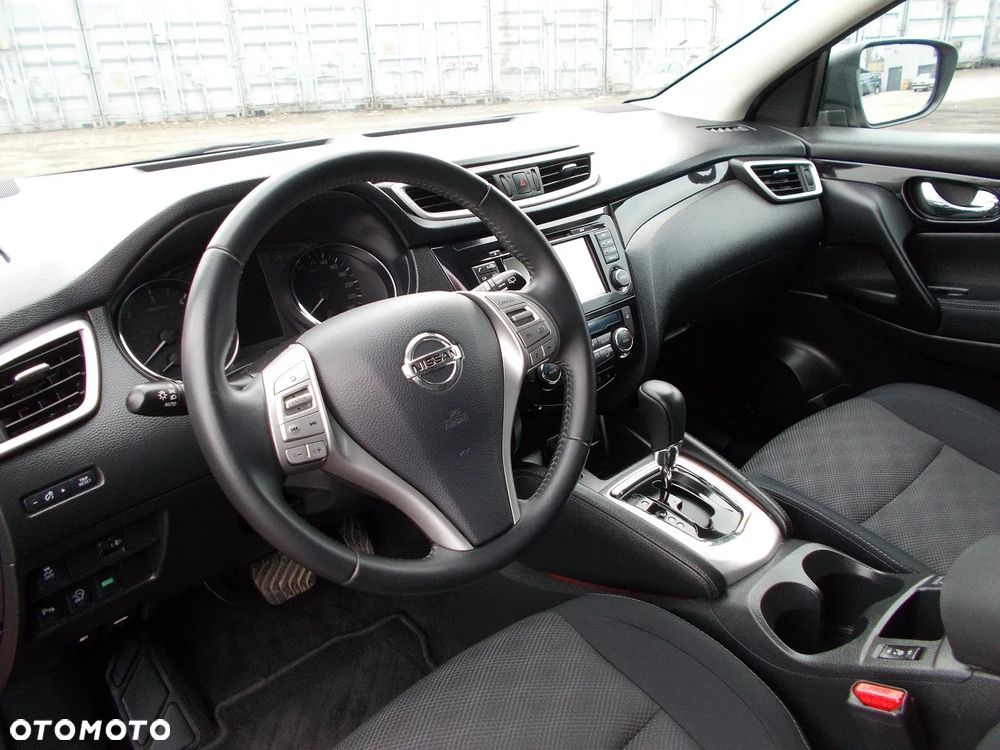 Nissan Qashqai 1.6 DCi Xtronic ACENTA - 19