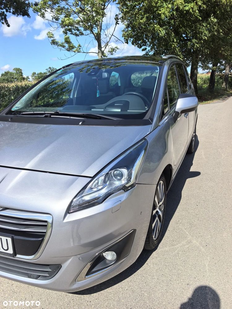 Peugeot 5008 2.0 HDi Premium + - 13
