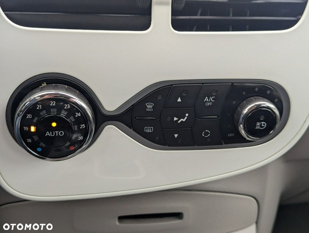 Renault Zoe - 11