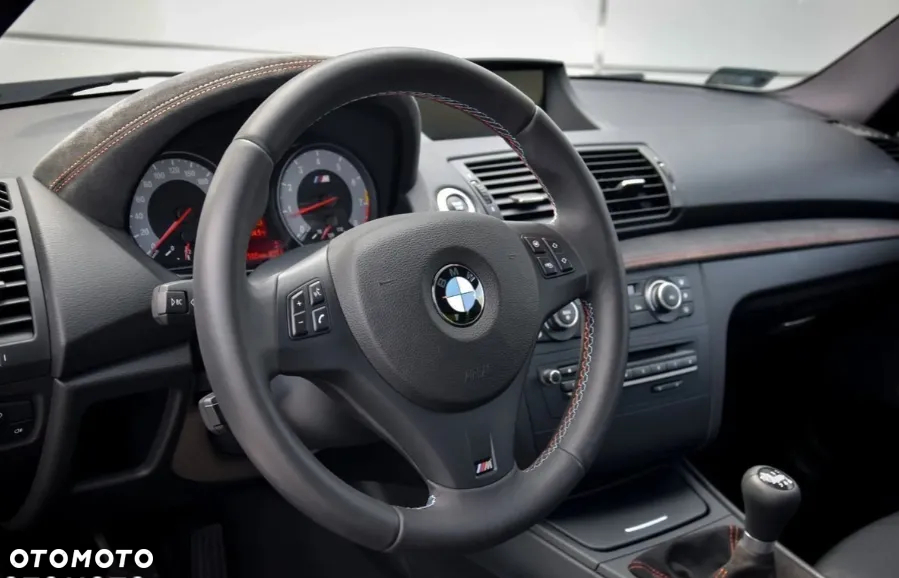 BMW 1M - 23