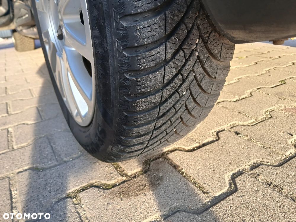 Renault Clio 1.5 dCi Energy Alize - 21