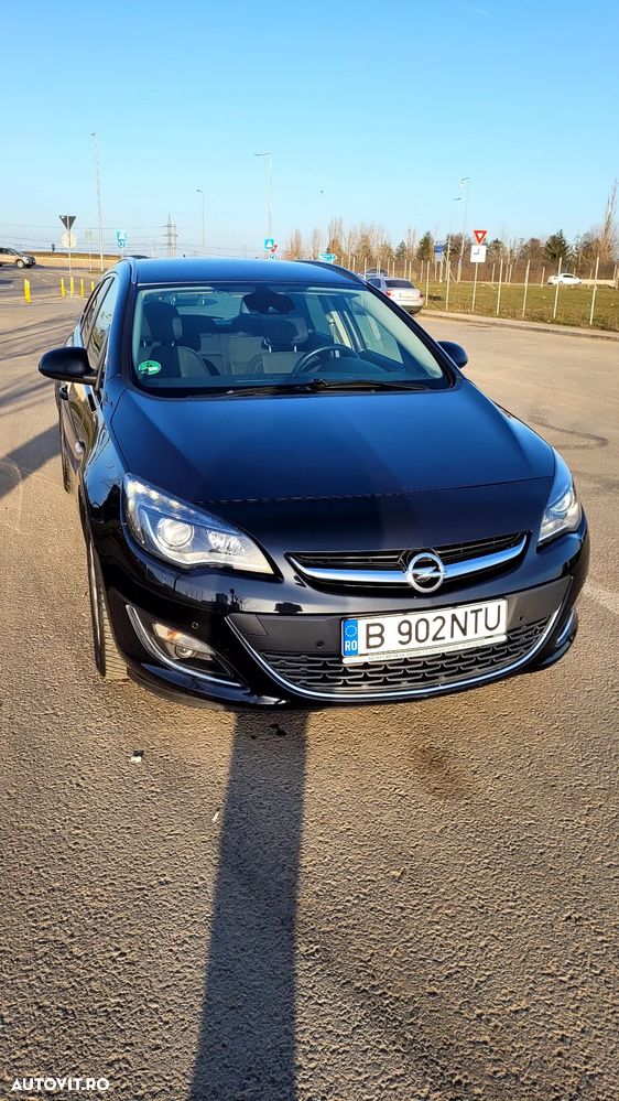 Opel Astra 1.6 CDTI DPF ecoFLEX TourerStart/Stop Selection - 2