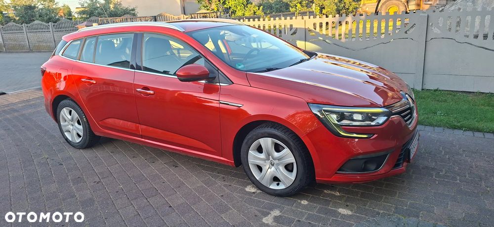 Renault Megane ENERGY TCe 130 INTENS - 25