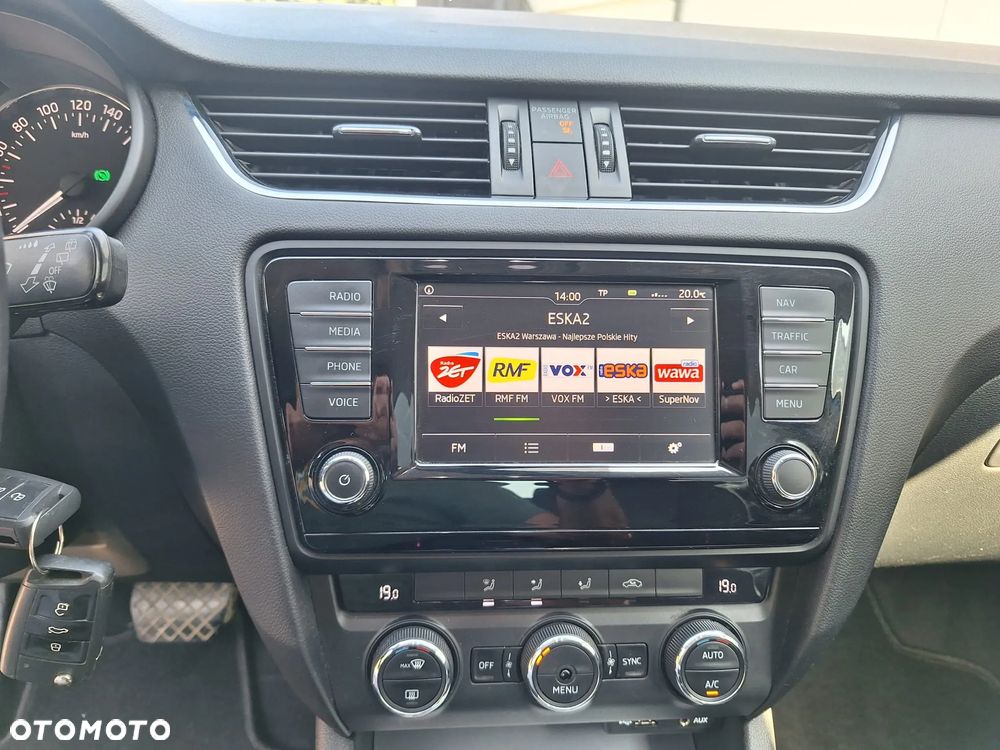 Skoda Octavia 2.0 TDI (Green tec) DSG Style - 27