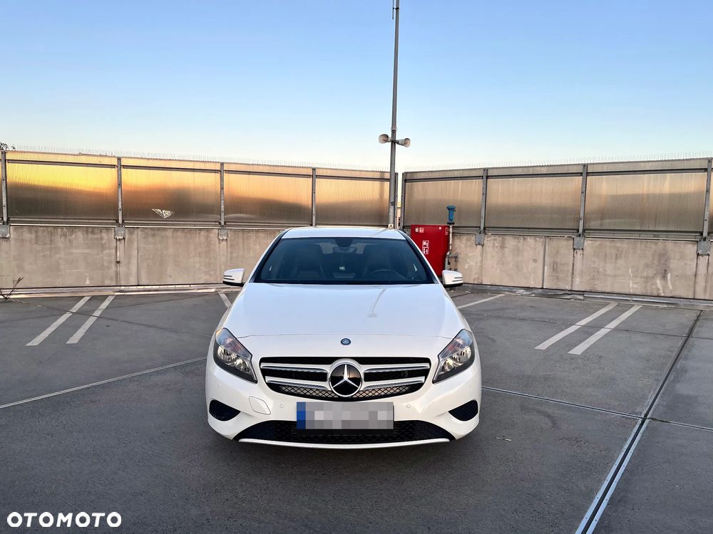 Mercedes-Benz Klasa A 180 7G-DCT Activity Edition - 2