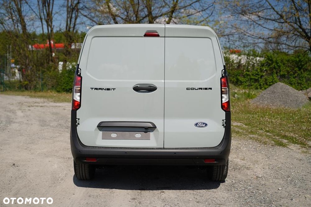 Ford Transit Courier 1.0 EcoBoost 1,9t Trend automat - 7