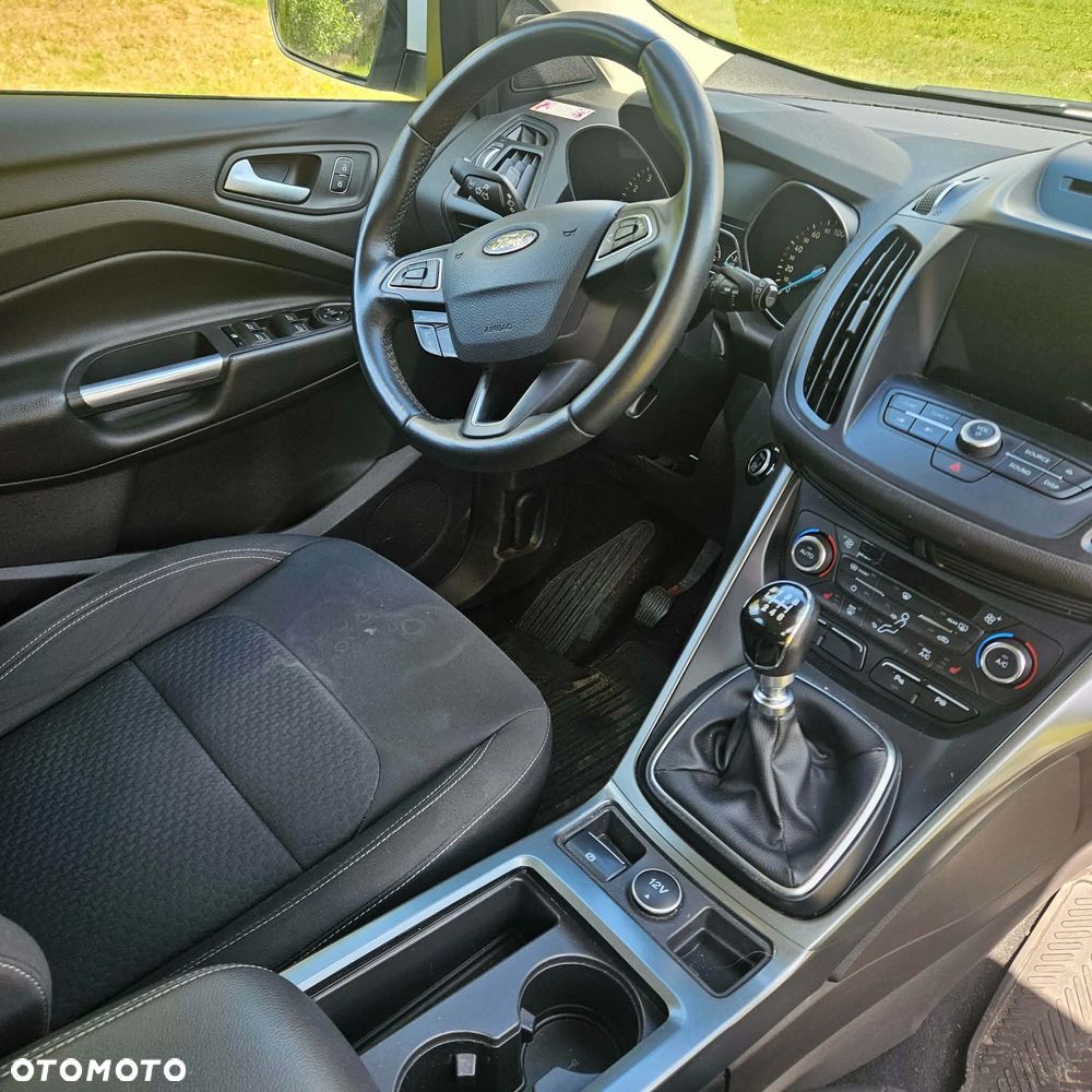 Ford Kuga 2018 photo 2