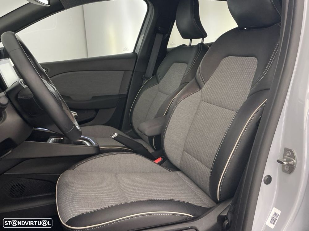 Renault Clio 1.0 TCe Techno Bi-Fuel - 18