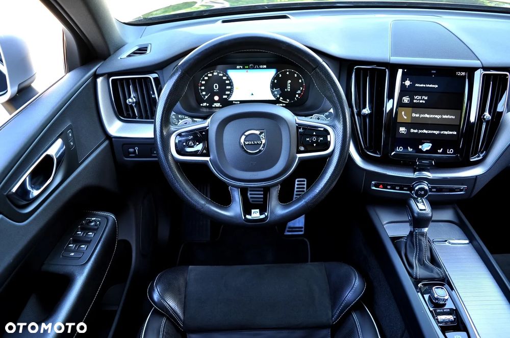 Volvo XC 60 T5 R-Design - 25