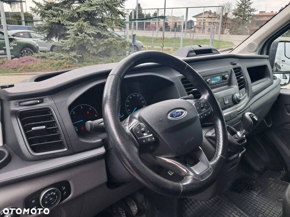 Ford Transit - 9