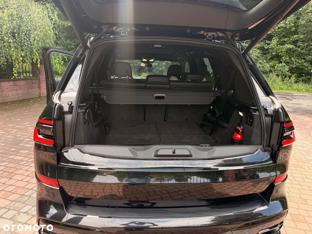 BMW X7 xDrive40d - 13