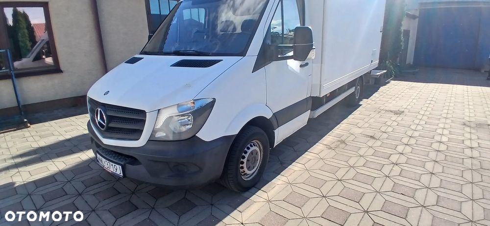 Mercedes-Benz Sprinter - 8