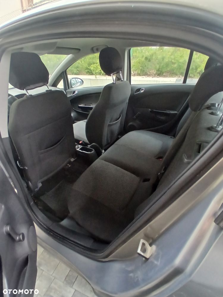 Opel Corsa 1.2 16V Enjoy - 7