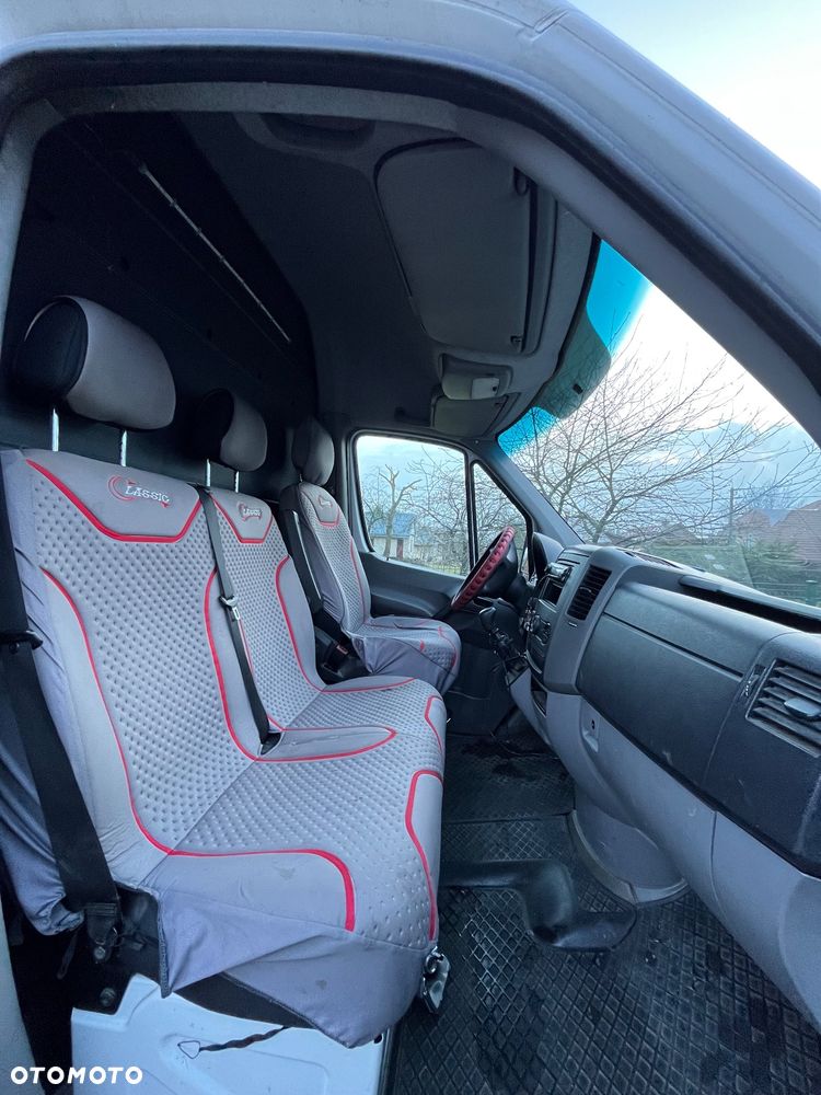 Mercedes-Benz Sprinter - 7