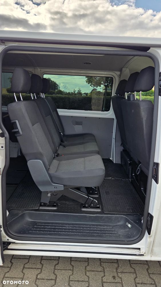 Volkswagen Transporter Kombi L2H1 - 14