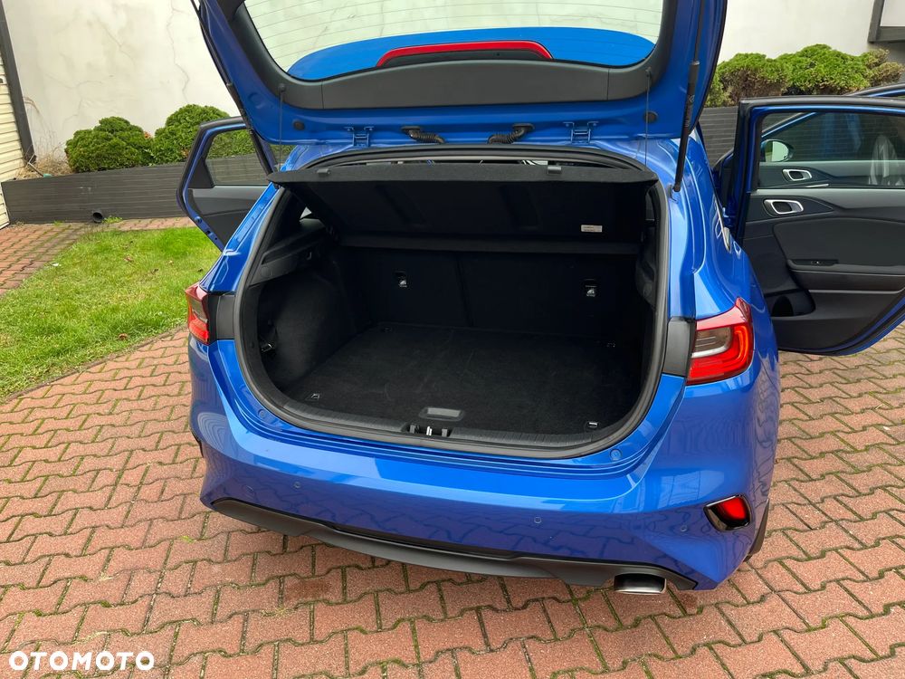 Kia Ceed 1.5 T-GDI M - 19