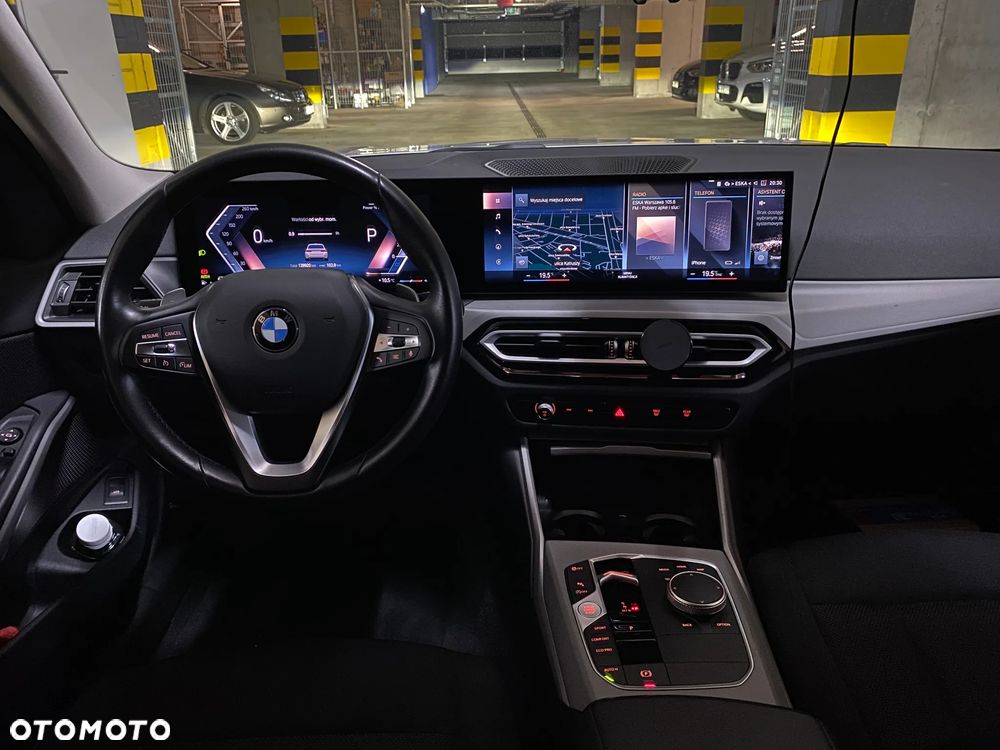 BMW Seria 3 320i Advantage - 25