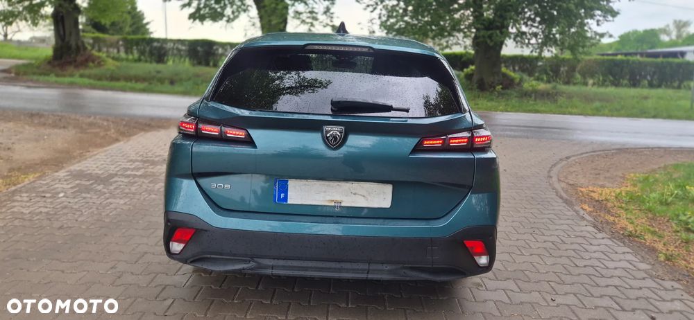 Peugeot 308 1.2 PureTech Allure S&S EAT8 - 11