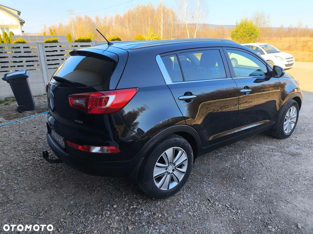Kia Sportage 2.0 CRDI 4WD Automatik Spirit - 4
