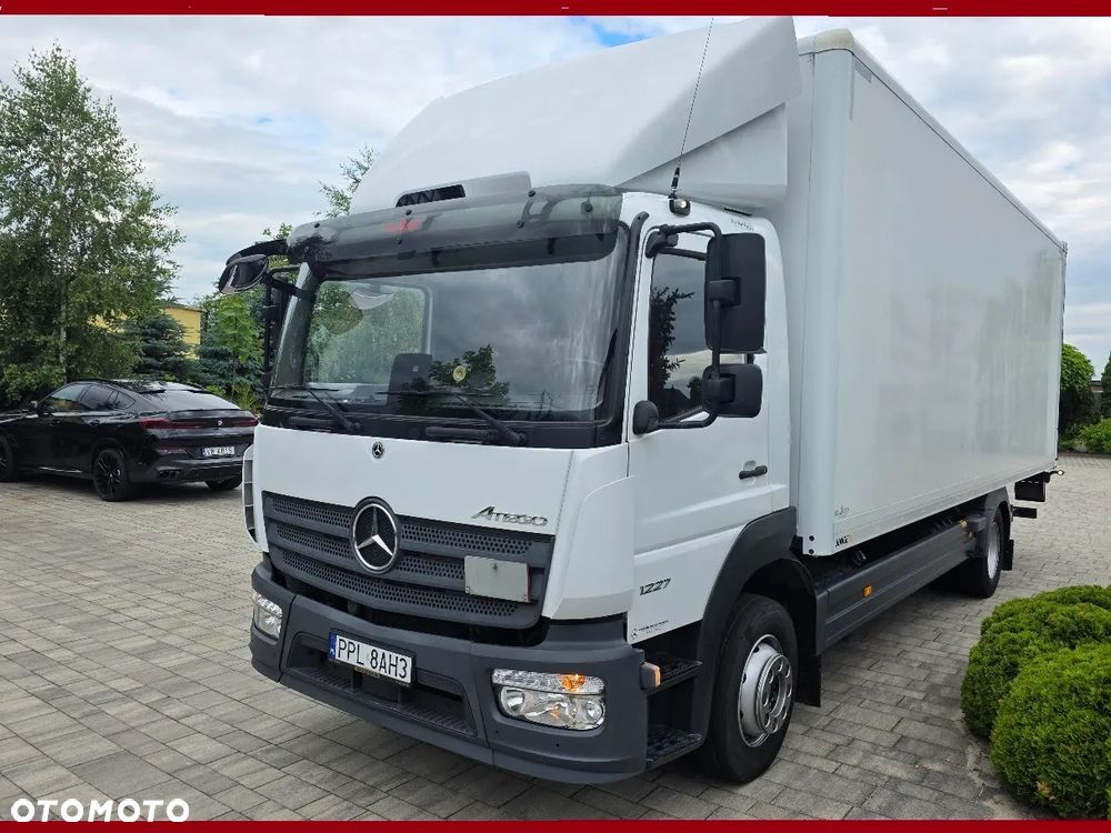 Mercedes-Benz ATEGO 12.27 *kontener * izoterma * winda * kamera *Retarder
