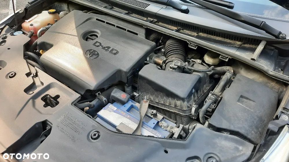 Toyota Avensis 2.2 D-4D Premium - 20