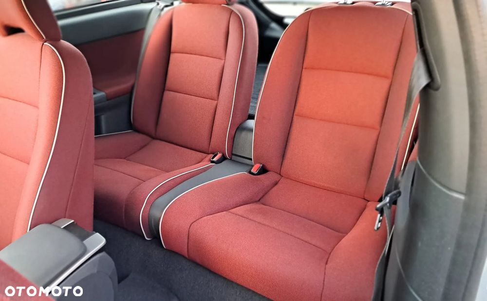 Volvo C30 1.6 R-Design - 17