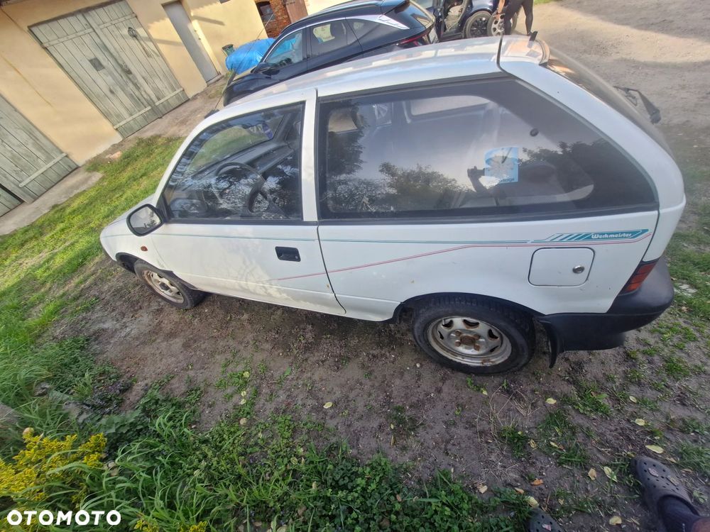 Suzuki Swift - 4