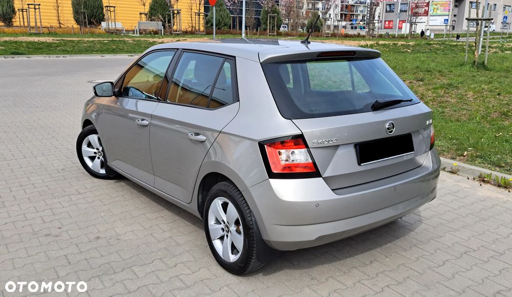 Skoda Fabia 1.2 TSI Ambition - 6