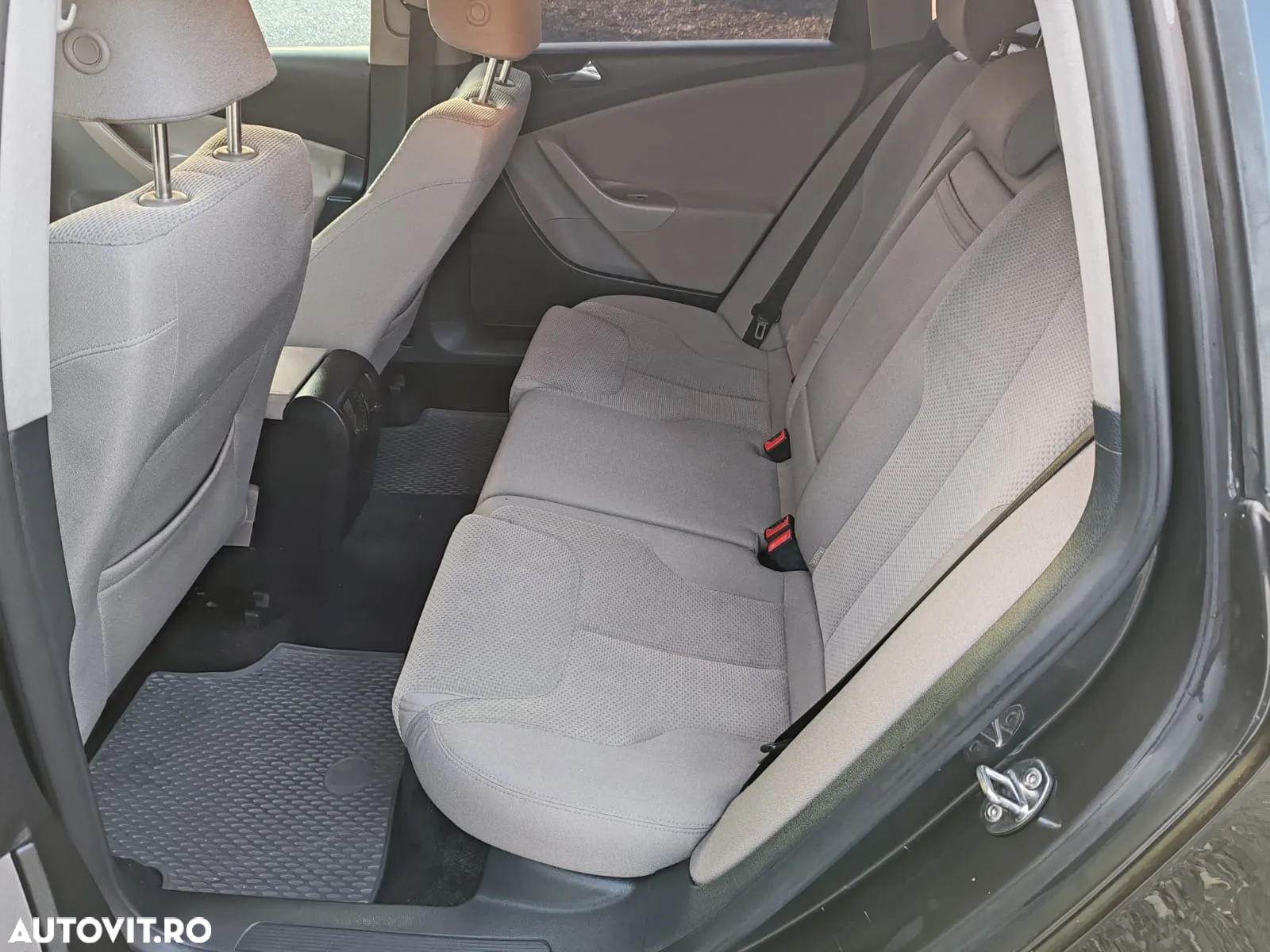 Volkswagen Passat - 7